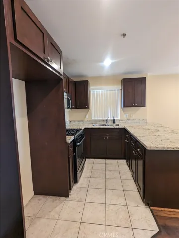 14537 Archwood Street, Van Nuys, California 91405