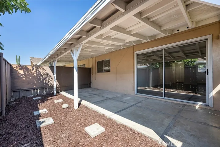 1942 E Rose Avenue, Orange, California 92867