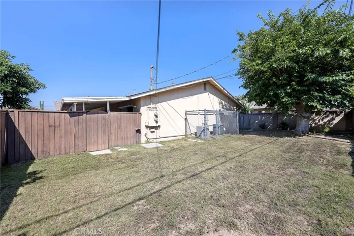 1942 E Rose Avenue, Orange, California 92867