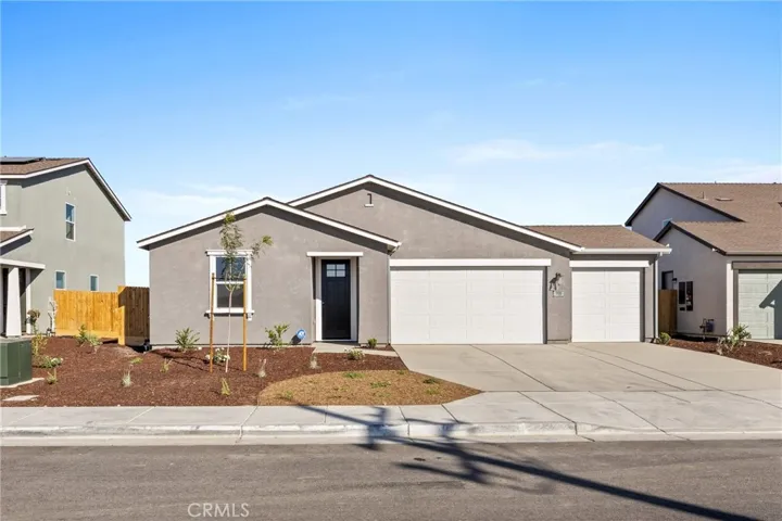 7920 Rio Verde Dr, Bakersfield, California 93311