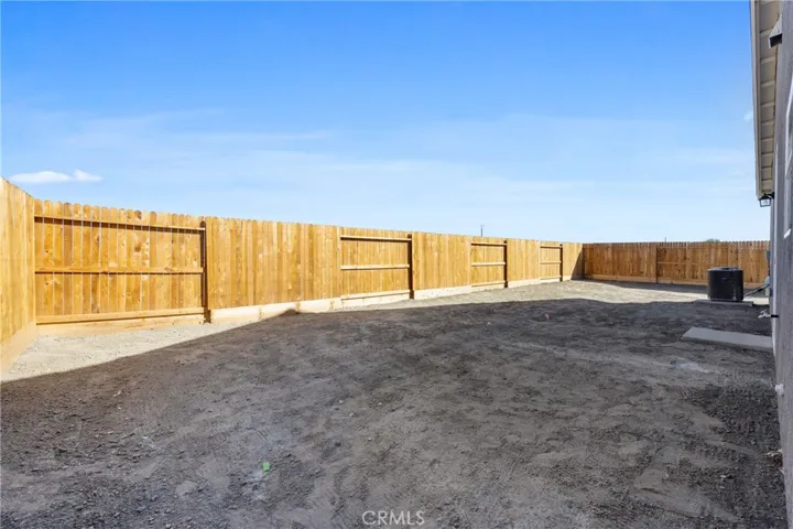 7920 Rio Verde Dr, Bakersfield, California 93311