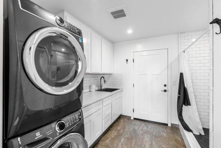 15760 Horizon Way, Salinas, California 93907