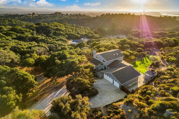 15760 Horizon Way, Salinas, California 93907