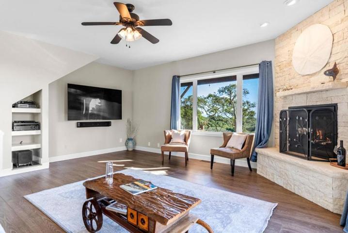 15760 Horizon Way, Salinas, California 93907