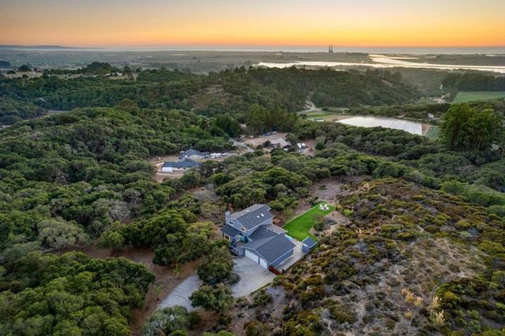15760 Horizon Way, Salinas, California 93907