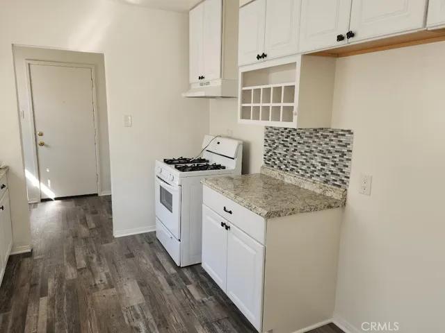 Kitchen with gas range