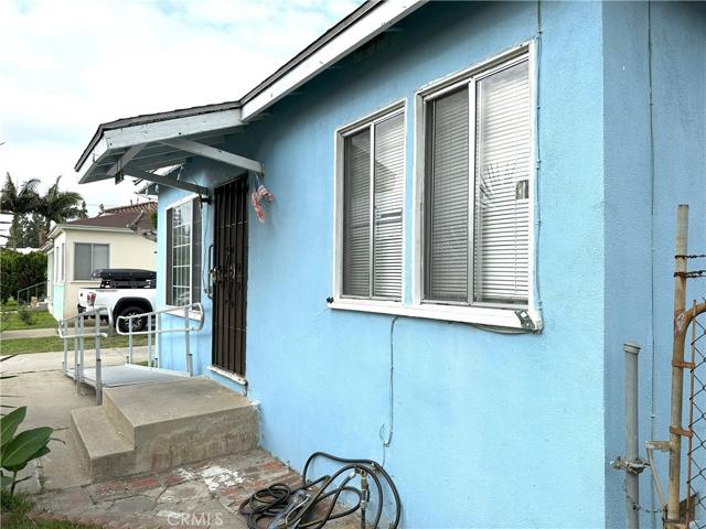 1437 Carob Way, Montebello, California 90640