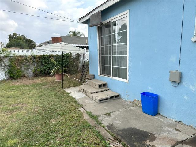 1437 Carob Way, Montebello, California 90640