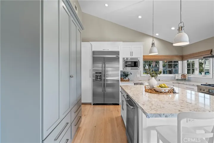 1701 N Poinsettia Avenue, Manhattan Beach, California 90266
