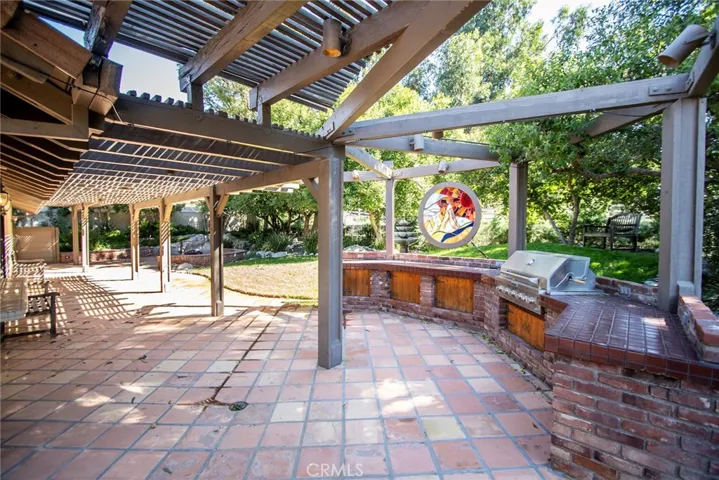 11074 Oso Avenue, Chatsworth, California 91311