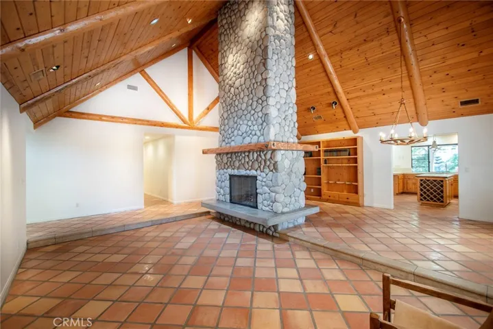 11074 Oso Avenue, Chatsworth, California 91311
