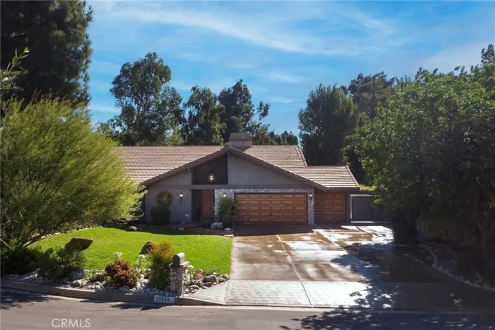 11074 Oso Avenue, Chatsworth, California 91311
