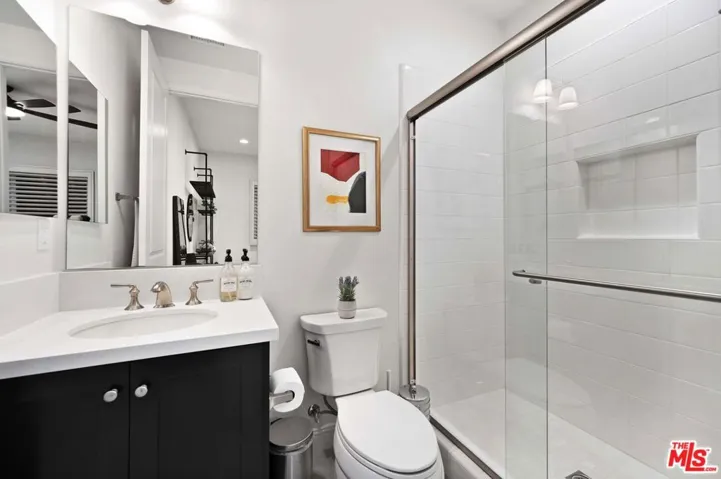20417 W Esmerelda Lane, Porter Ranch, California 91326