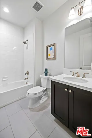 20417 W Esmerelda Lane, Porter Ranch, California 91326
