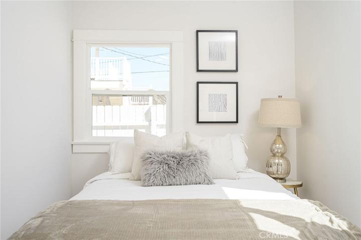 1085 W 10th Street, San Pedro, California 90731