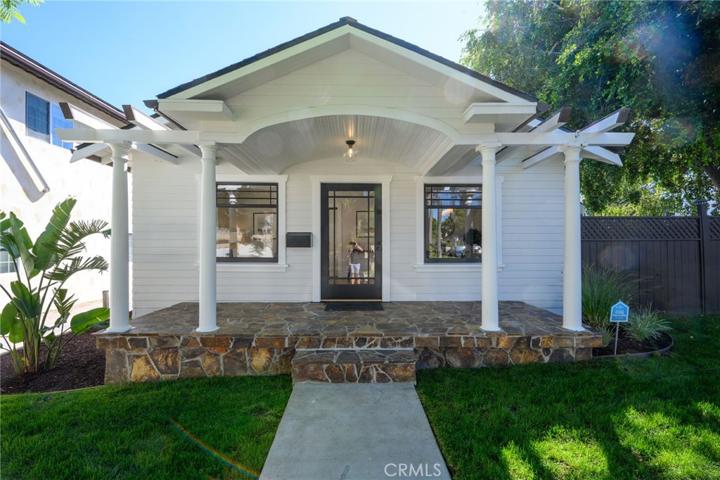 1085 W 10th Street, San Pedro, California 90731