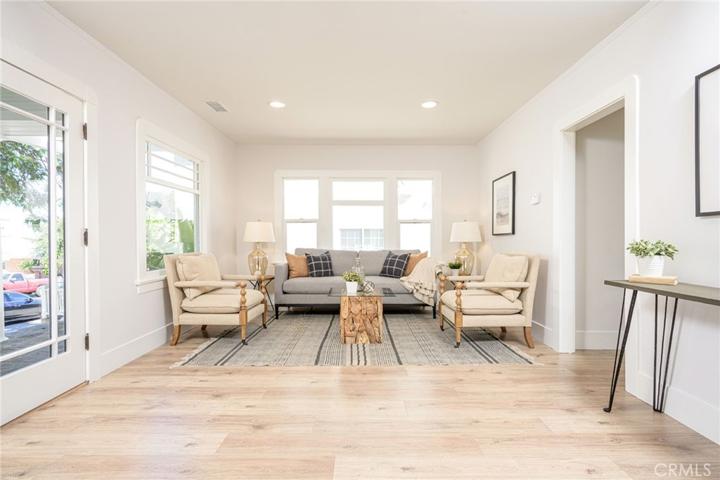 1085 W 10th Street, San Pedro, California 90731