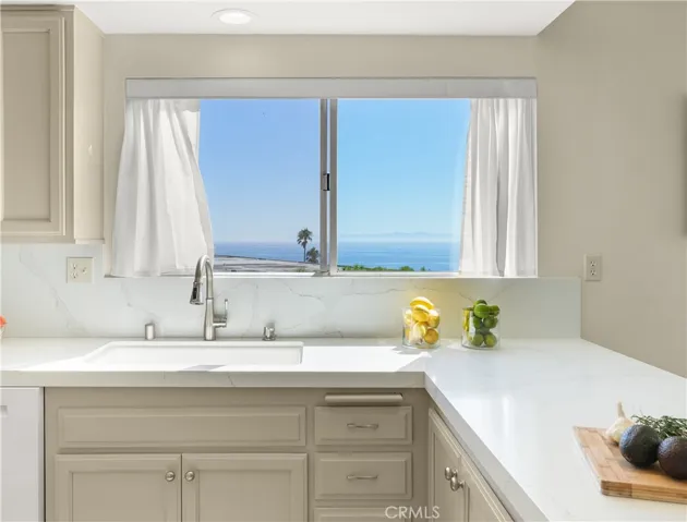 32735 Seagate Drive Unit 207, Rancho Palos Verdes, California 90275