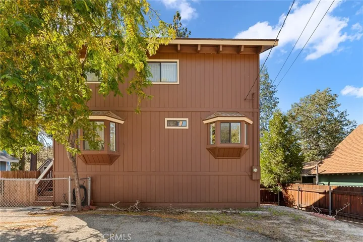 32947 Squirrel Lane, Arrowbear, California 92382