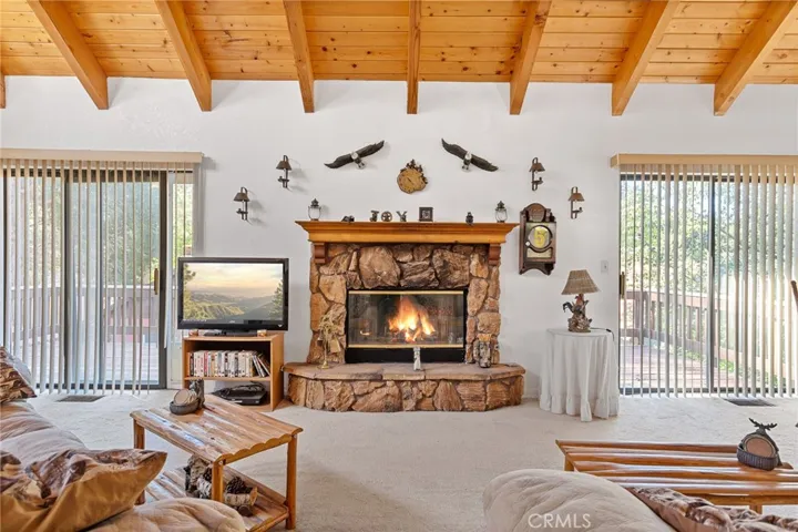 32947 Squirrel Lane, Arrowbear, California 92382