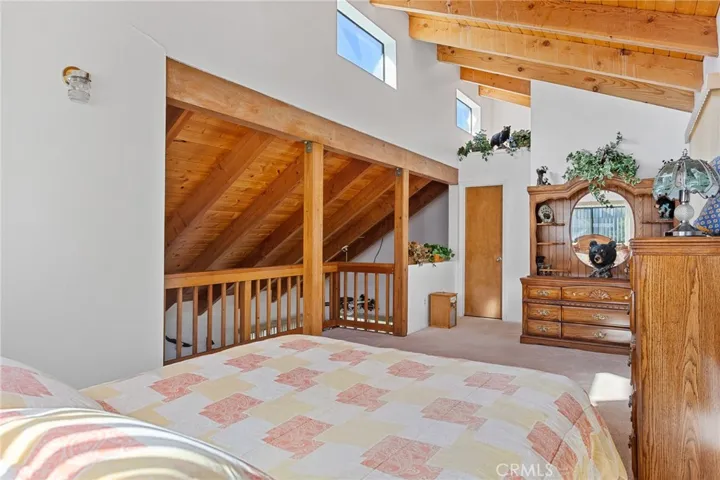 upstairs bedrom