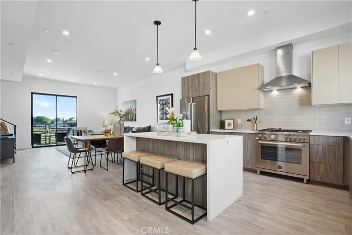 6705 N Galie, Van Nuys, California 91411
