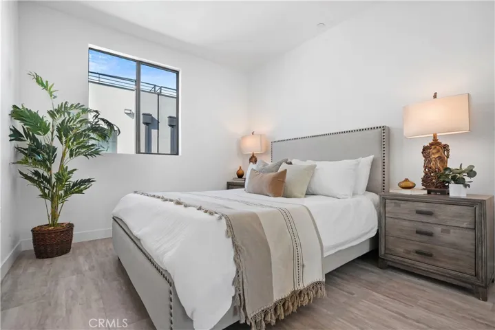 6705 N Galie, Van Nuys, California 91411