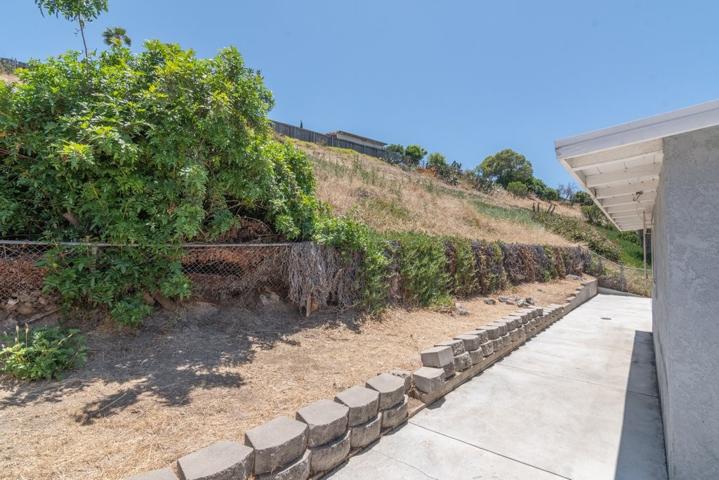 7833 Shorewood Drive, San Diego, California 92114