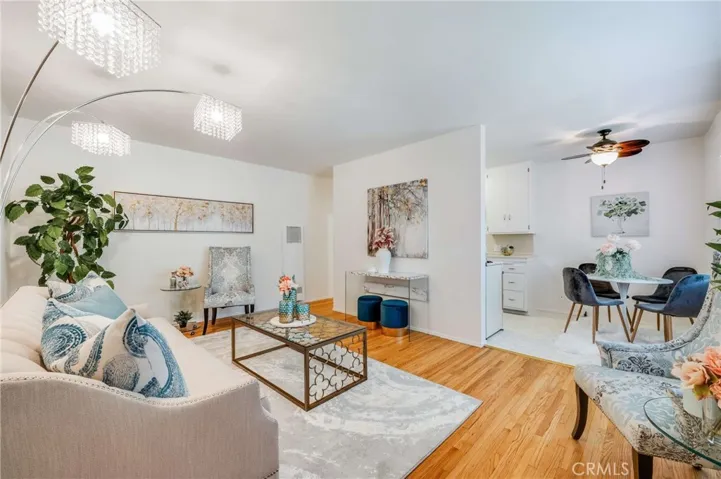 1035 E Appleton Street Unit 5, Long Beach, California 90802