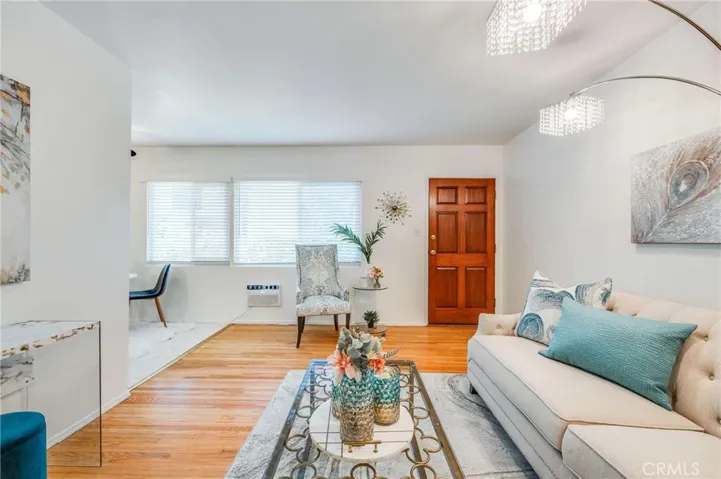 1035 E Appleton Street Unit 5, Long Beach, California 90802