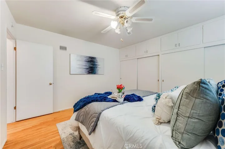 1035 E Appleton Street Unit 5, Long Beach, California 90802