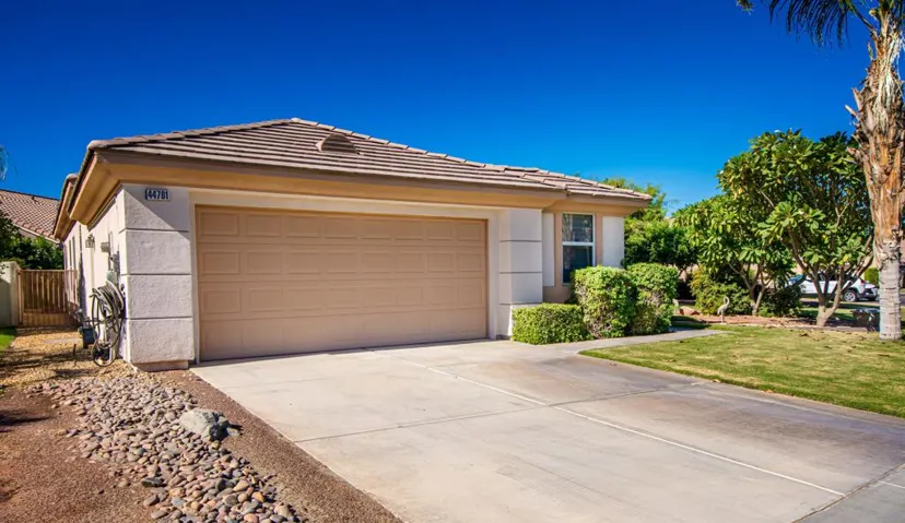 Alexandria Vale 44701 - 3.jpg-FULL