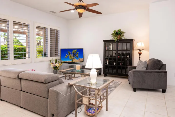 Alexandria Vale 44701 - 8.jpg-FULL