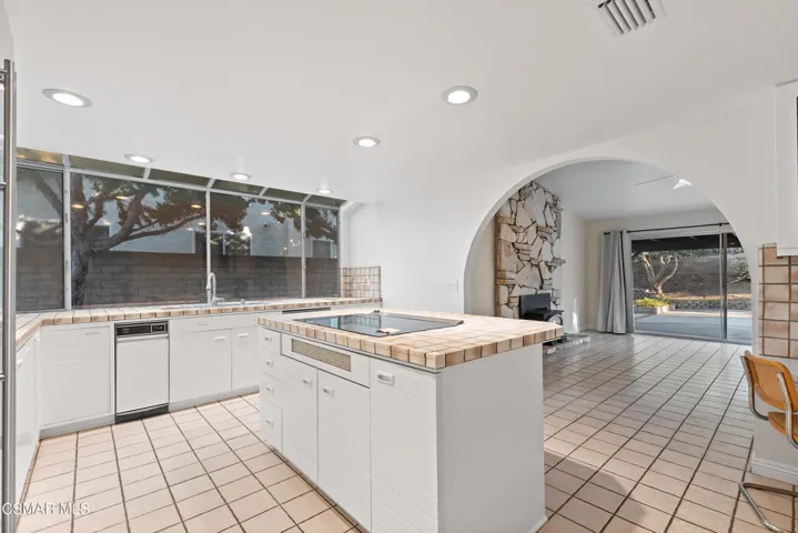 3092 Charlotte St Newbury Park-14