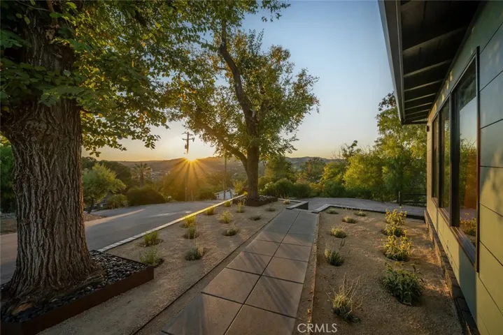 605 Shannon Hill Drive, Paso Robles, California 93446