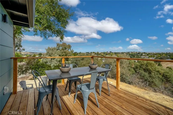 605 Shannon Hill Drive, Paso Robles, California 93446