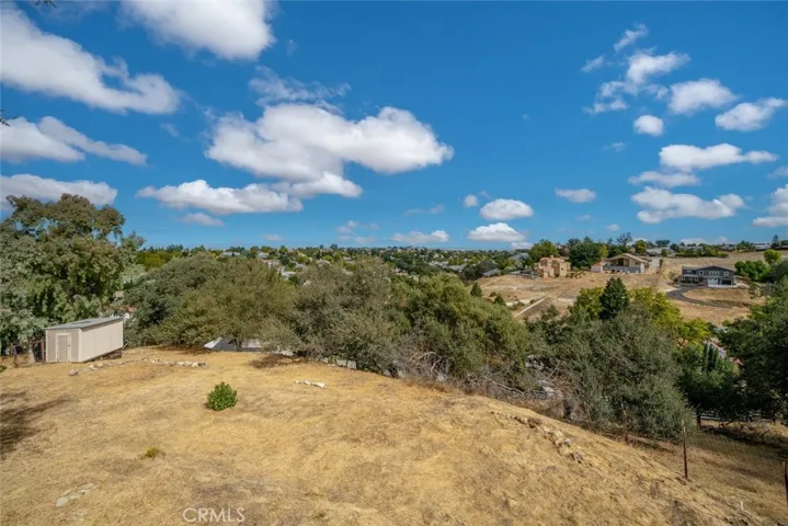605 Shannon Hill Drive, Paso Robles, California 93446