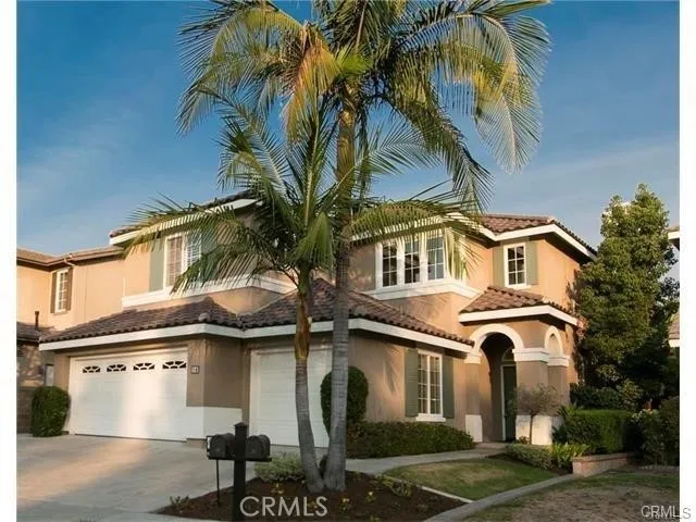18 Blue Spruce, Irvine, California 92620