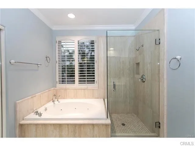 18 Blue Spruce, Irvine, California 92620