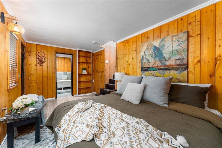 23342 Seeley Way, Crestline, California 92325