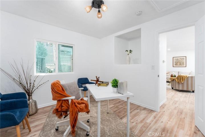 23342 Seeley Way, Crestline, California 92325
