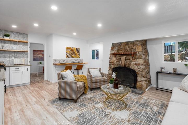 23342 Seeley Way, Crestline, California 92325
