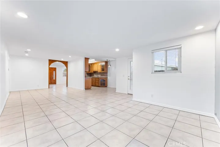 Open family room, dining room, great size room for entertaining