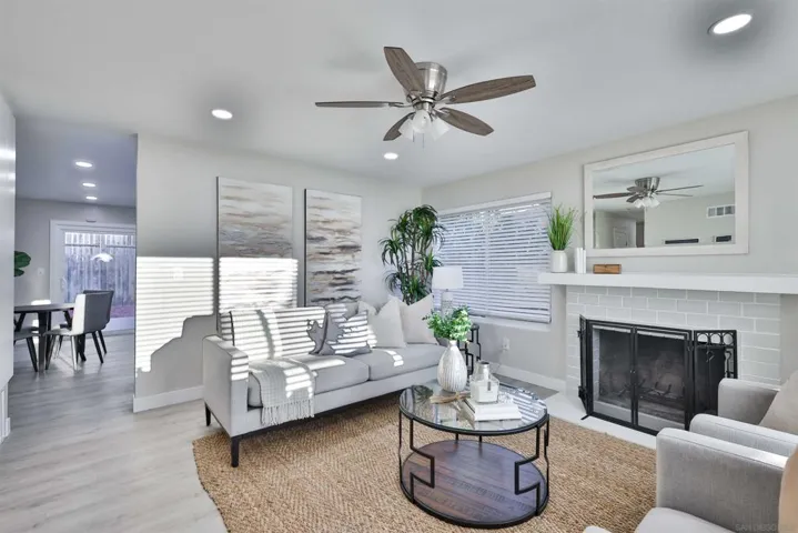11379 Vela Dr, San Diego, California 92126