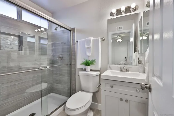 11379 Vela Dr, San Diego, California 92126