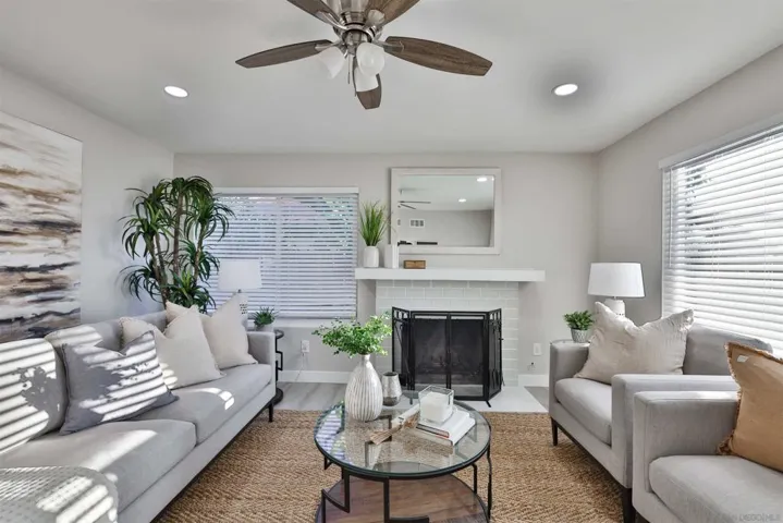 11379 Vela Dr, San Diego, California 92126