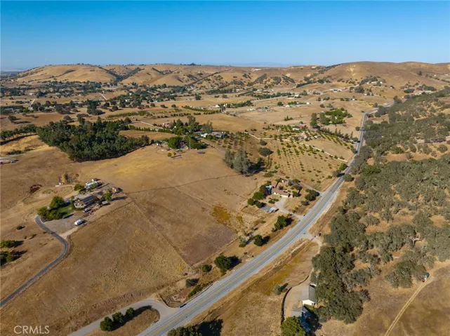 3320 E Highway 41, Templeton, California 93465