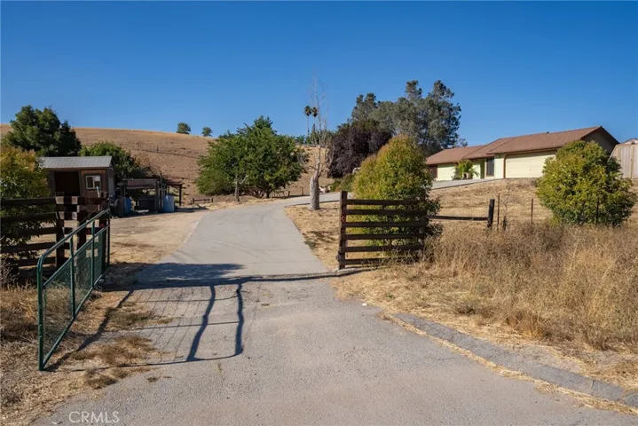 3320 E Highway 41, Templeton, California 93465