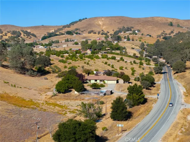 3320 E Highway 41, Templeton, California 93465