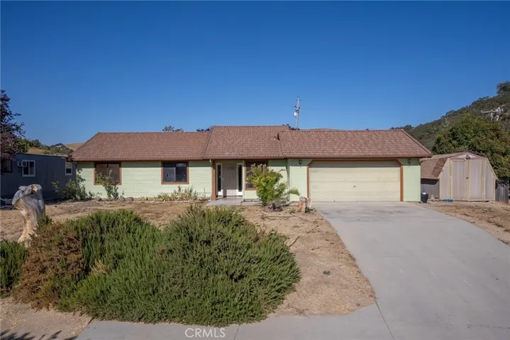 3320 E. Hwy 41, Main home